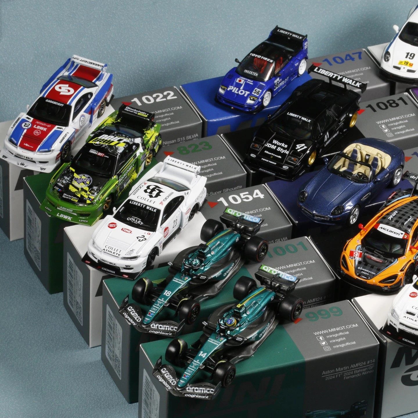 Miniaturas Mini GT 1:64 – Coleção Kaido Racing Edition | BMW, Nissan, Lamborghini e Supercars Premium